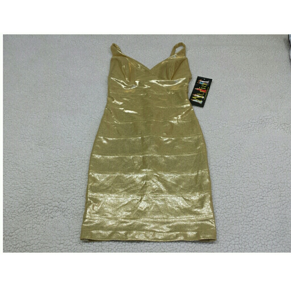 ATRIA a form fitted short spandex dress si…